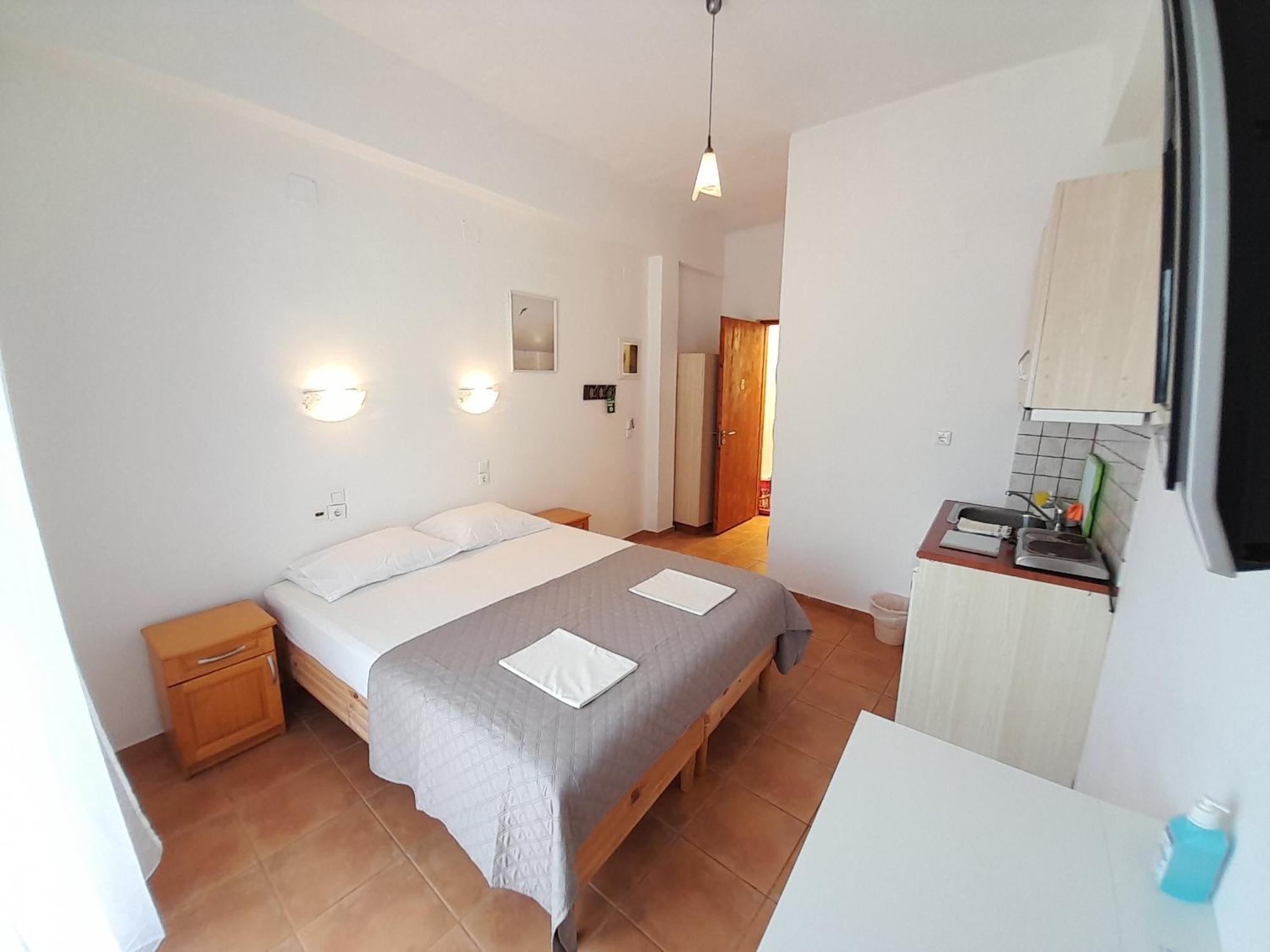 Lydia Mare Lejlighedshotel Ágios Kírykos Værelse billede