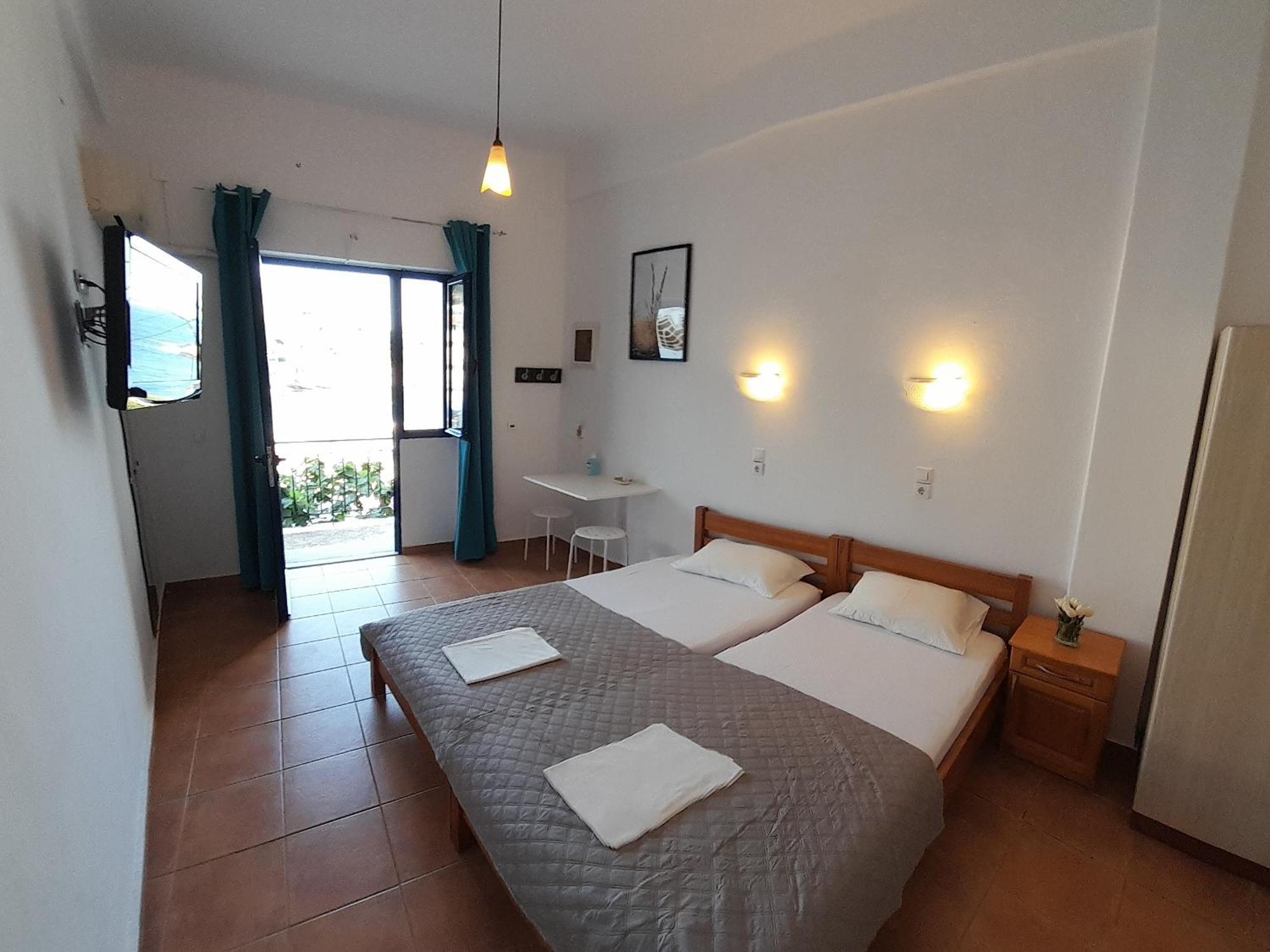 Lydia Mare Lejlighedshotel Ágios Kírykos Værelse billede